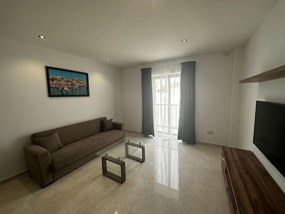 Duplex Penthouse In Gzira Sleeps 6 Apartment Exterior foto